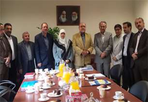 Director of Research Center in Karbala and the Iraqi delegation met with SBMU Vice-chancellor in International Affairs